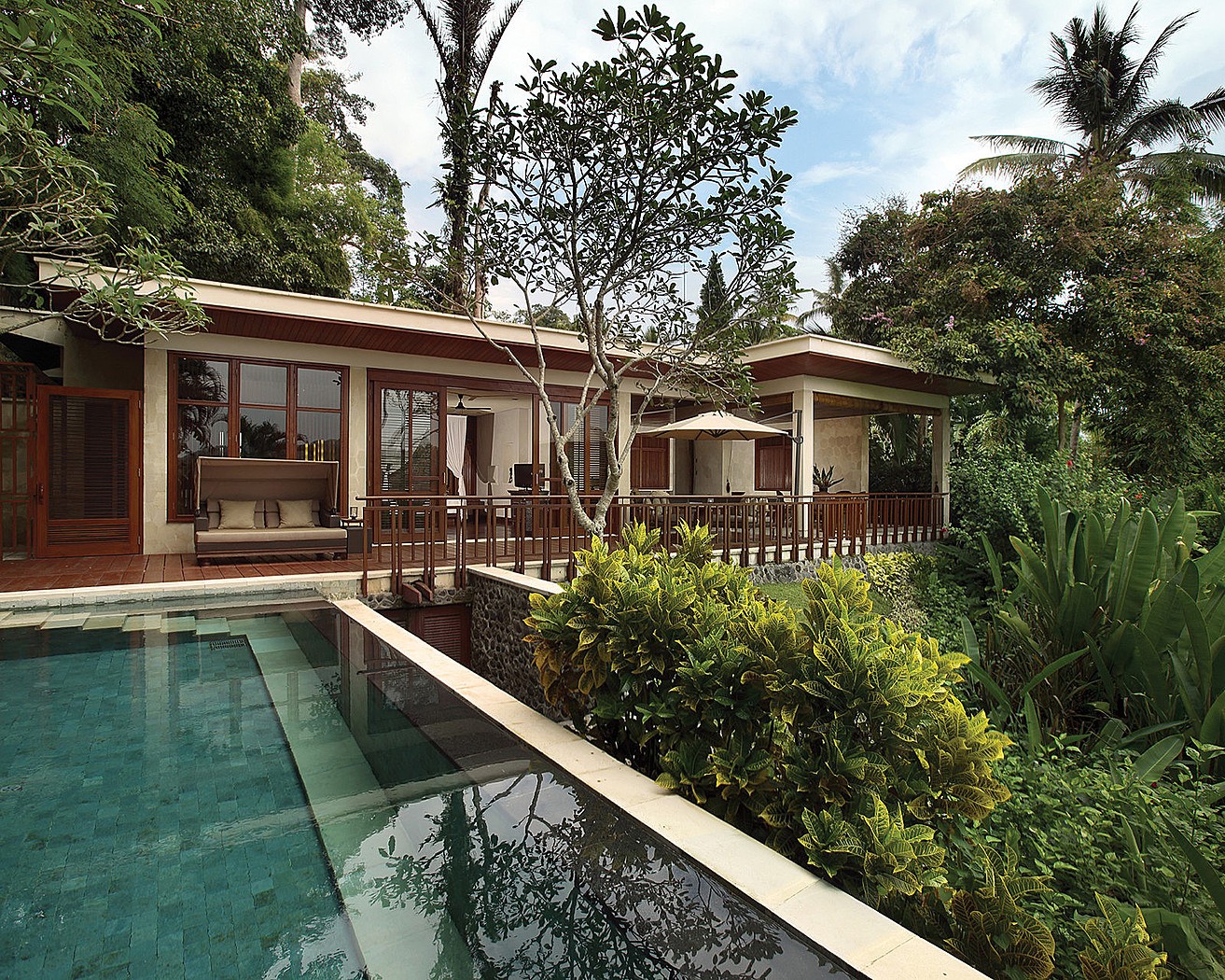 Four Seasons Sayan 6